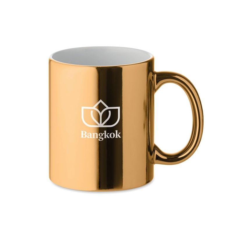 Taza Holly
